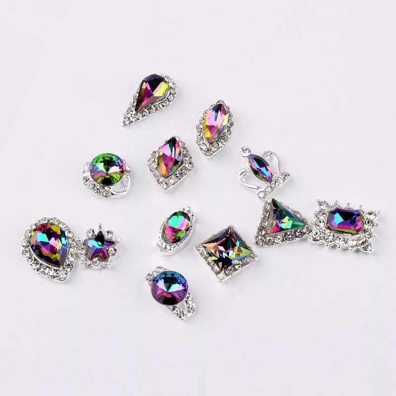 Top 3D Rhinestones Charm Diamond Stones Nail Art Decorations