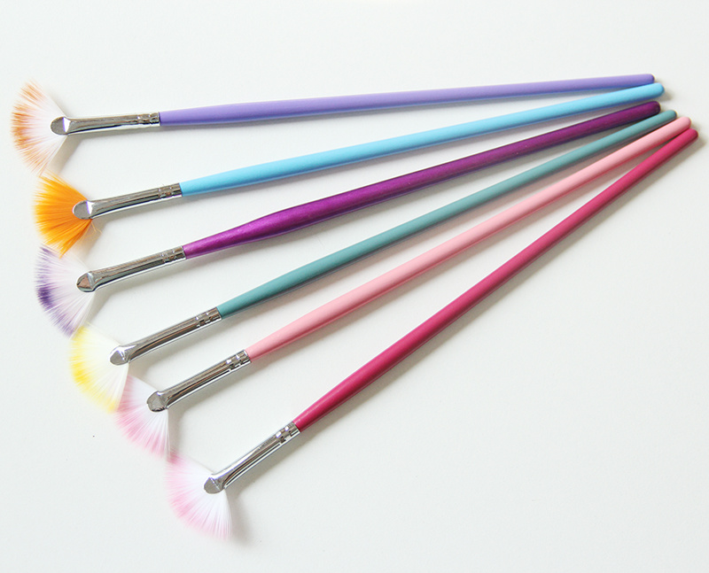 Nail Brush for Manicure Gel Brush for Nail Art Brush